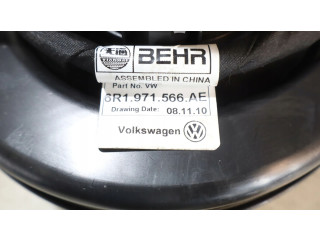 Вентилятор печки       Skoda Rapid (NH)