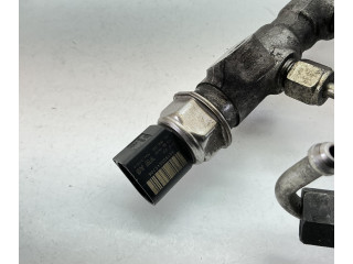 Vstřikovací lišta 04L130093, 04L130093 Volkswagen Transporter - Caravelle T6