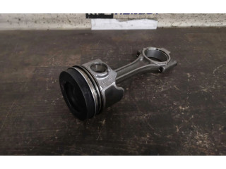 Поршень 1.6FSi | 1598ccm | 85kW | BLP Volkswagen Golf IV