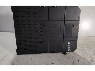   Pojistková skříňka 9812188580   Peugeot 5008 2012