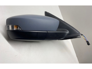 Зеркало электрическое Skoda Fabia Mk3 (NJ) 2015 - 2021 года