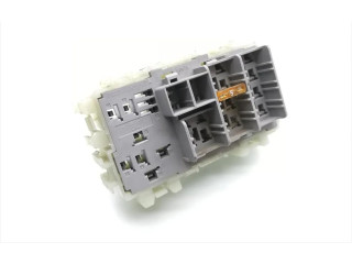 Блок предохранителей  6G9T-14K131-CA   Ford S-MAX    