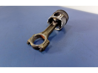 Píst    Opel Vivaro    F9Q762 