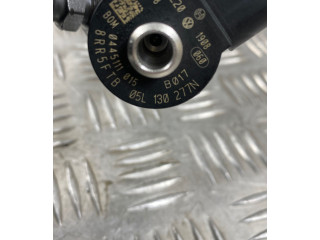 Форсунка 05L130277N    Audi A6 S6 C4 4A   