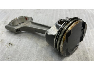  Поршень с шатуном  8654480  BMW 2 F46 для бензинового двигателя 1.5