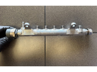 Топливная рампа 03L130089A   Audi A6 S6 C6 4F   для двигателя BRE