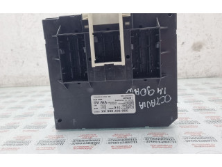 Блок комфорта 5Q0937086AK Skoda Octavia Mk3 (5E)