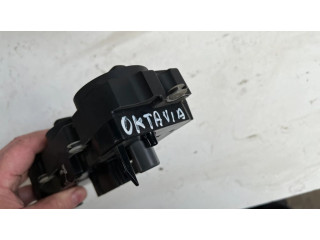 Блок управления климат-контролем 1Z0820047K, 1Z0820047D Skoda Octavia Mk2 (1Z)