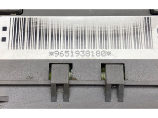 Блок предохранителей 9651938180   Citroen C8    