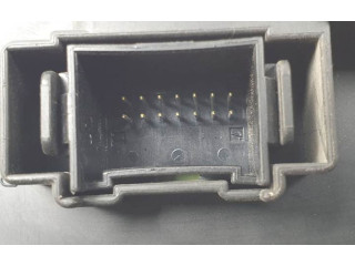 Блок предохранителей 30728512   Volvo XC90    