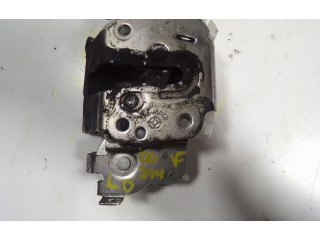 Zámek zadních dveří 825027108R Dacia Dokker 2015