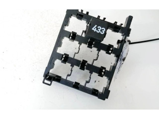 Блок предохранителей 1t1937503a, 3d0951253a Volkswagen Golf Plus