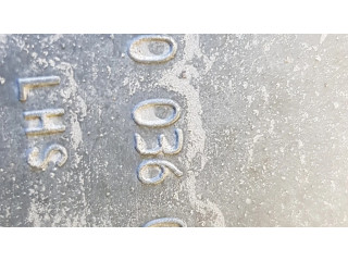 молдинг на заднем крыле