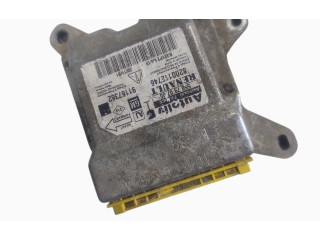 Блок подушек безопасности 8200112746   Renault Trafic I