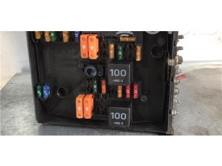 Блок предохранителей 1K0937125, 017183071 Volkswagen Caddy