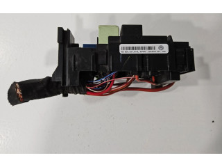 Блок предохранителей 5C0937819L Volkswagen Jetta IV