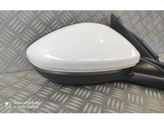 Zpětné zrcátko Peugeot 208 2021