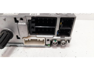 Turbodmychadlo Радио/ проигрыватель CD/DVD / навигация 281155881R Renault Laguna III