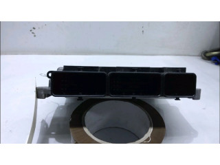 Блок управления двигателя 237102748R   Renault Clio IV