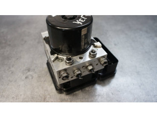 Топливная рампа 1K0907379CB, 1K0614517EH   Skoda Yeti (5L)   для двигателя CUUA