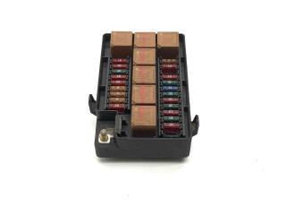 Блок предохранителей LJD2822AA Jaguar XK8 - XKR