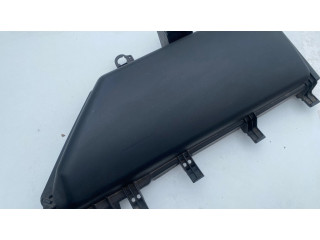 Крышка микрофильтра воздуха