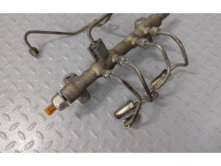 Vstřikovací lišta 175205X00A, 166805X00A Nissan Murano Z51