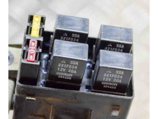 Pojistková skříňka 521F024 Dodge Stealth 1993