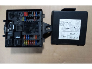 Блок предохранителей AW93-14A073-CDX351 Jaguar XJ X351