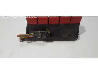 Pojistková skříňka Renault Espace - Grand espace IV 2003