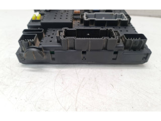 Блок предохранителей 30728512, 28017881   Volvo V70    