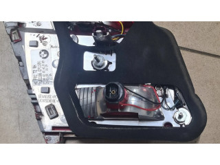 Задний фонарь правый сзади 7182206, HKF01T2RH BMW 7 F01 F02 F03 F04 2008-2016 года