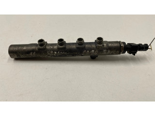 Топливная рампа 55213269, 012426 Saab 9-3 Ver2 1.9