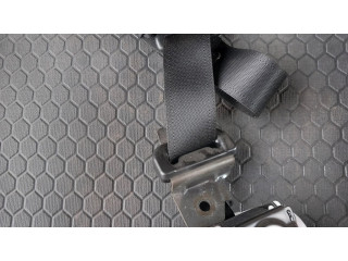 Задний ремень безопасности