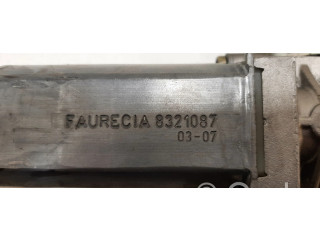 Сиденье управления двигателем