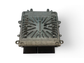 Блок управления двигателем Блок управления 30785100AB, 0281012765   Volvo V70