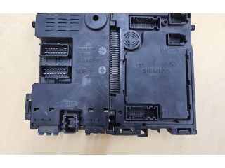 Блок предохранителей    Peugeot 406    