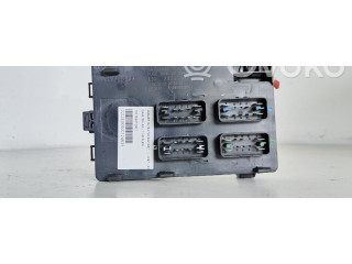 Блок предохранителей 105135070501 Jaguar XJ X308