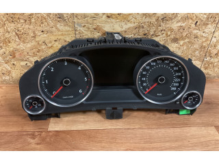 Přístrojová deska Volkswagen Touareg II 2015 7P6920982L, 0263677138