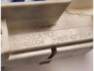 Блок предохранителей  9148004   Volvo 960    