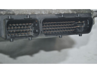 Блок управления двигателя 06A906018FH, 0261206266   Skoda Octavia Mk1 (1U)