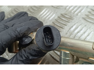 Топливная рампа K2GE9F797CA   Lincoln Corsair  