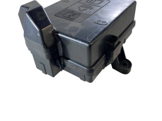 Pojistková skříňka 84180486 Chevrolet Camaro 2020