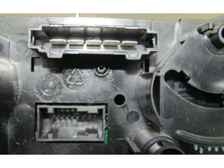 Блок управления климат-контролем Mitsubishi Colt