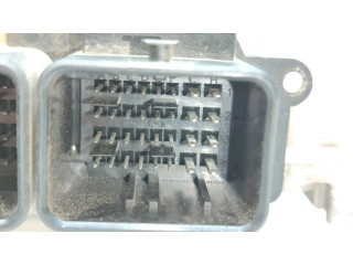 Блок управления двигателя 0281032215 Dacia Dokker