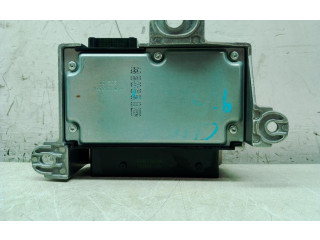 Блок подушек безопасности 8201043701   Renault Clio III