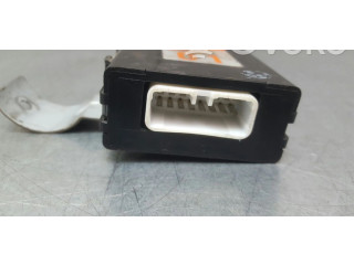 Řídící jednotka 8865033010 Toyota Camry