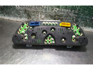 Панель приборов 81115530   Peugeot 306       