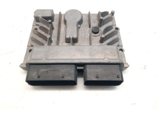 Блок управления двигателя 55579719 Opel Meriva B