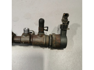 Vstřikovací lišta 2381033030 Toyota Corolla E140 E150 pro naftový motor 1.4